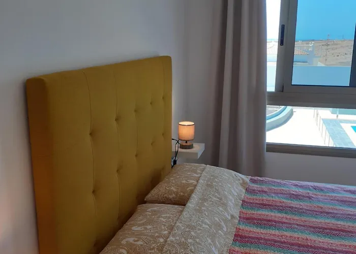 Like At * كوستا دي أنتيجوا